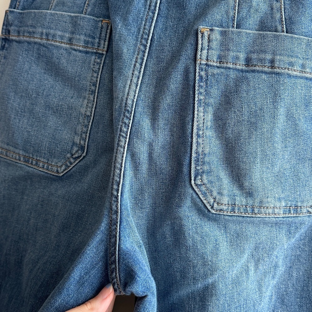 Pilcro Wide-Leg Cropped Blue Jeans - Picture 14 of 16